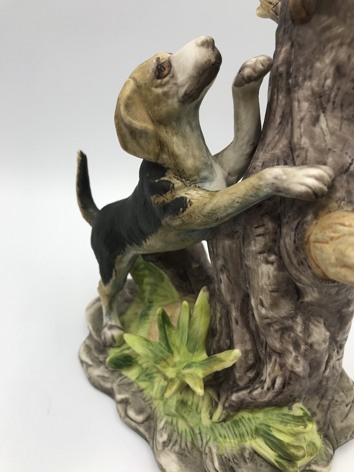 Animal Kingdom Dog Chasing Cat Up Tree Fine Porcelain Figurine 21cm Hand Painted eBay