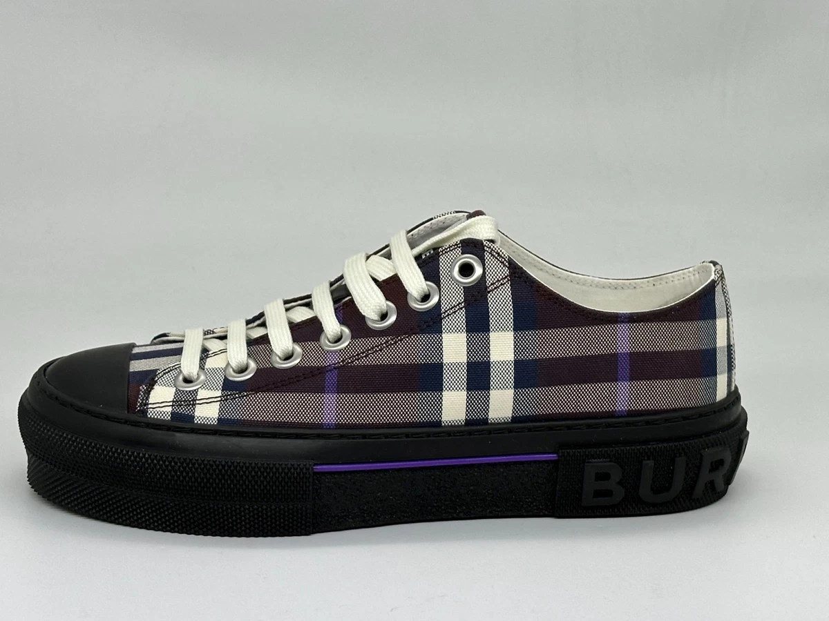 Burberry, Shoes