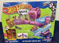 Hot Wheels Skate Octopark Tony Hawk Playset Brand New See Pics