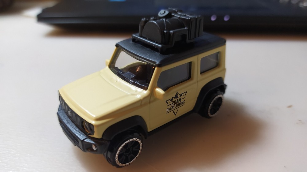 MAJORETTE  - SUZUKI JIMNY YELLOW    1/64 APROX *NEW* LOOSE