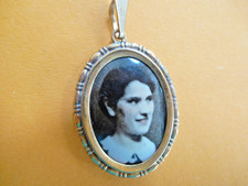  Andenken - Anhänger, Amulett Golddouble` Antikschmuck, Bild hübsche Unbekannte