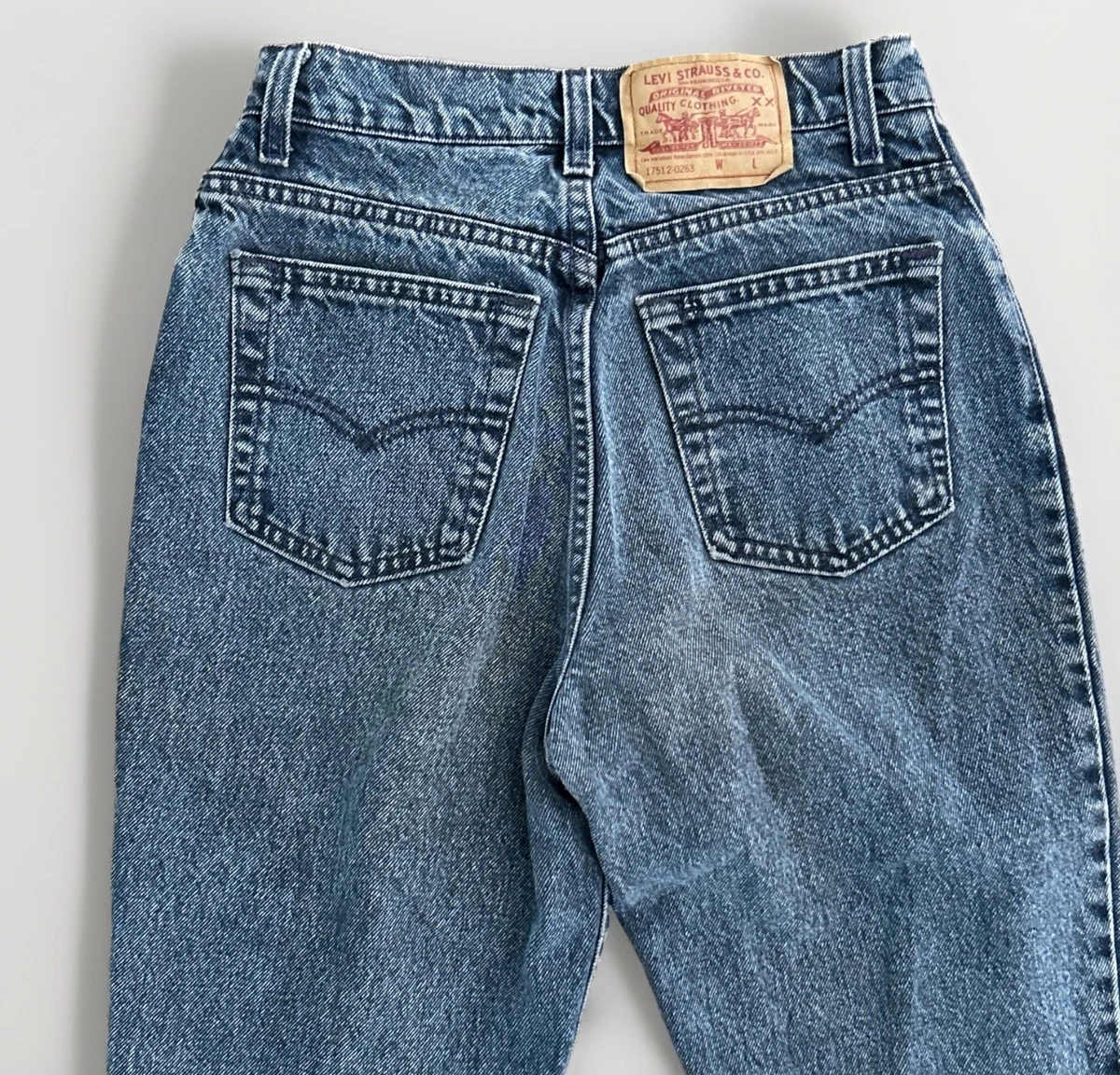 25+ Levi