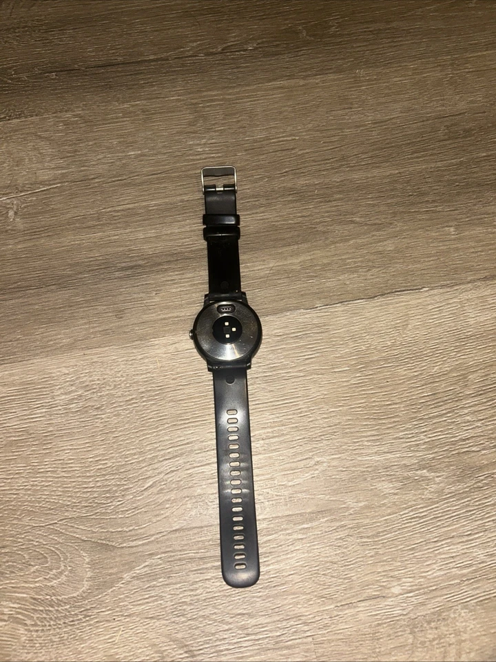 Reloj inteligente Garmin Vivoactive 3 negro con adornos plateados Foto 3 de 3