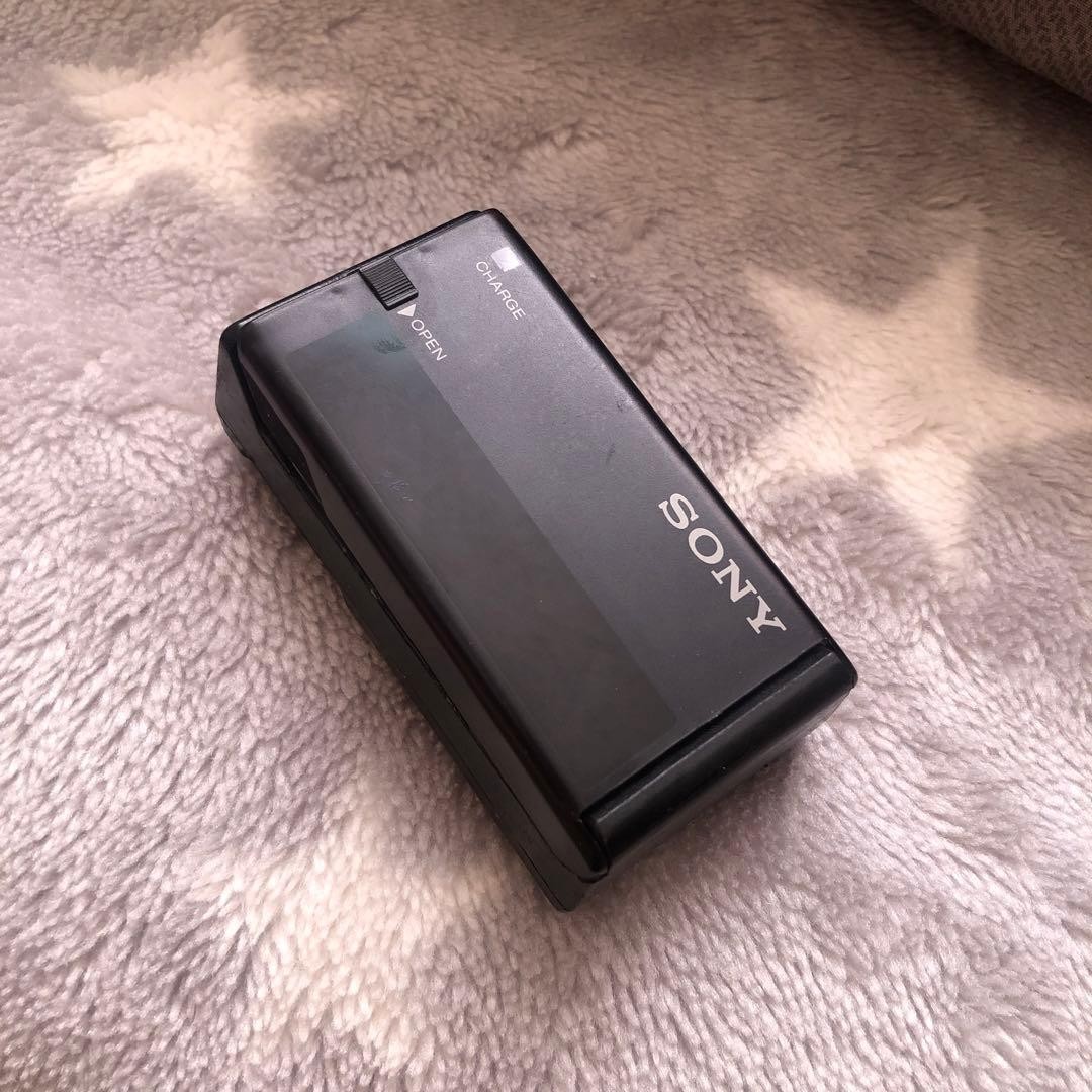 Sony Walkman WM-FX70 Cassette Player AM/FM Radio Serviced Sound