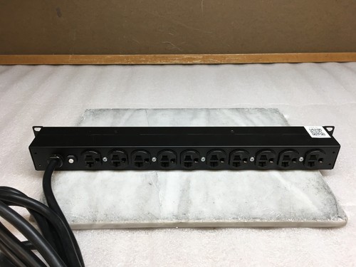 Bande de distribution d'énergie APC AP9563 Basic Rack-Mount PDU 10 prises - Photo 5/7