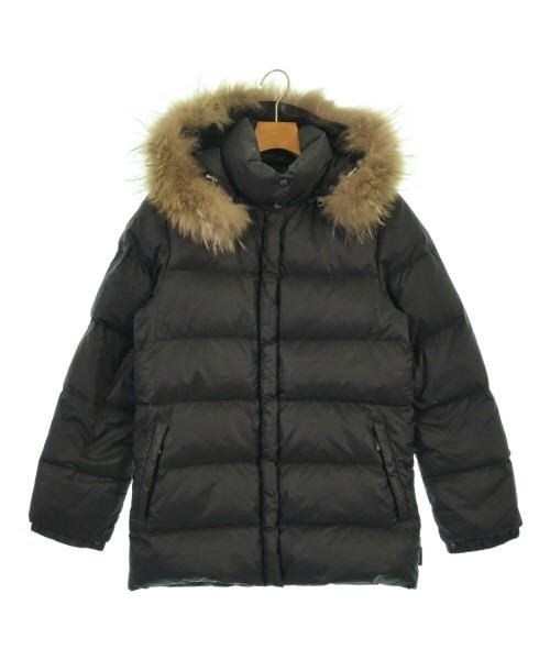 Stylish Moncler Womens Down Jacket and Vest Collection