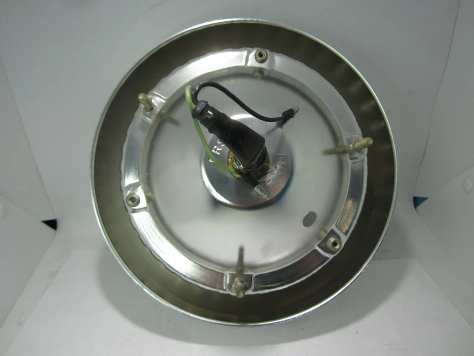 61 ободок заднего фонаря Ford Fairlane Galaxie с проводкой новый из старых запасов C1AB-13434-A - Изображение 3 из 4