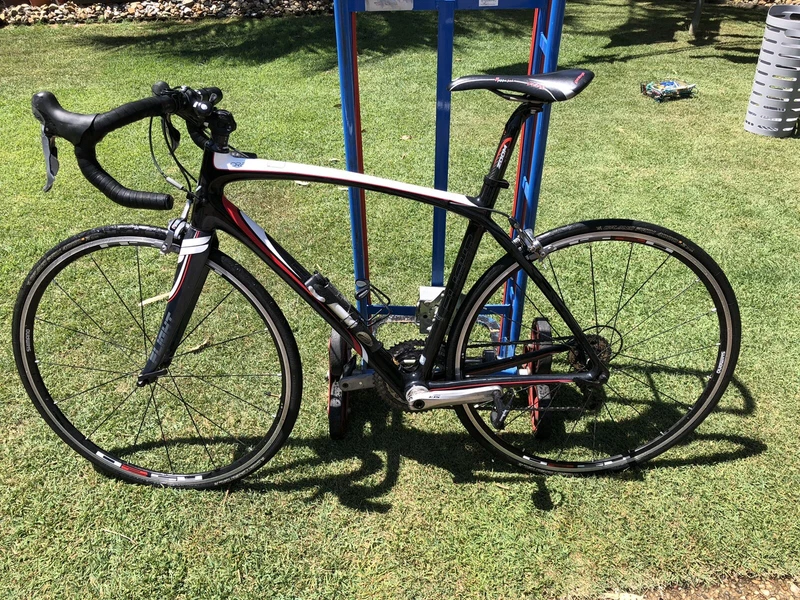 gumtree carbon road bike