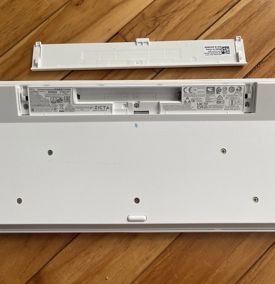 Dell WK636P (Keyboard Only / Universal Receiver NOT Included) White - Image 3 of 4