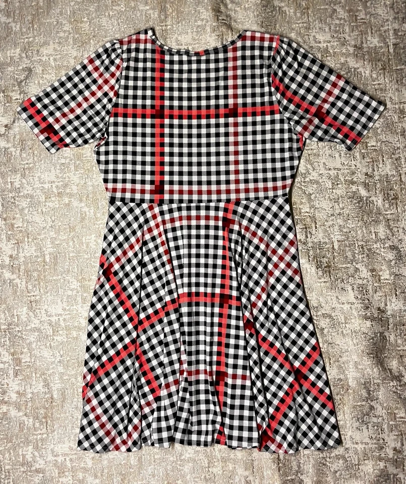 Vestido LulaRoe Nicole Fit & Flare para mujer 3XL rojo rosa negro cuadros guinga a cuadros  Foto 2 de 3