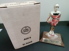 Ford Punt Pass & Kick Trophy PP&K VINTAGE Box Football 1975 Age 8 RARE GOLD 1st
