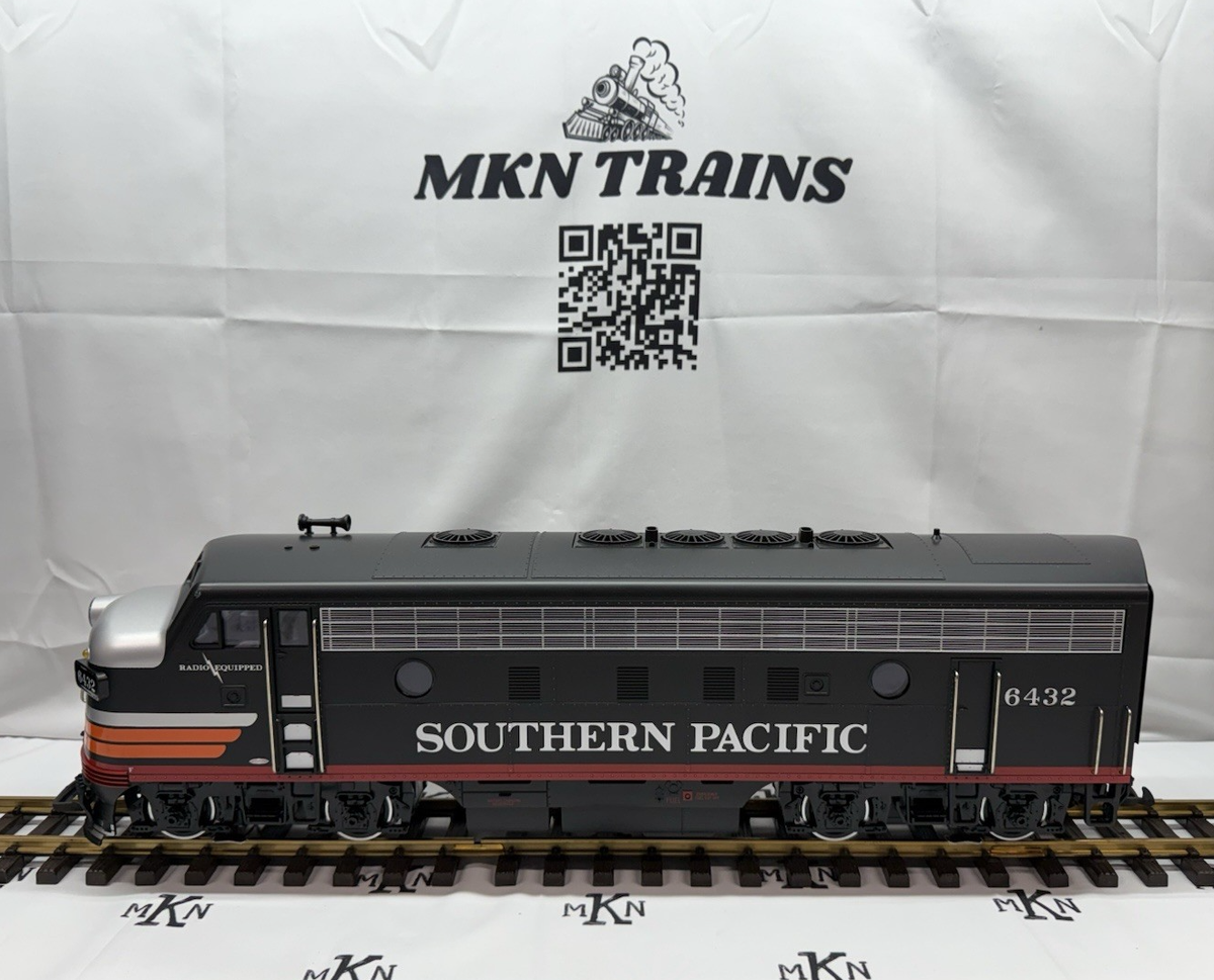 LGB 24570 SOUTHERN PACIFIC BLACK WIDOW F7 DIESEL LOCOMOTIVE TRAIN