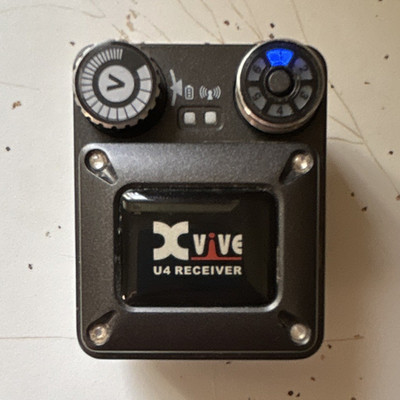 XVIVE U4 Receiver Wireless Audio Receiver Belt Clip 3.5mm Input Volume Control