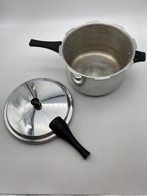 Farberware Silver Aluminum Pressure Cooker Quart L Used 46689 
