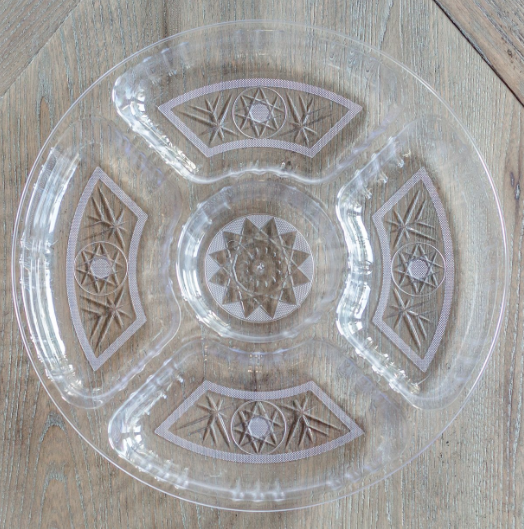 NEW Lot of 2 Crystal Plastic Chip and Dip Trays 12 in Use w/ Veggies