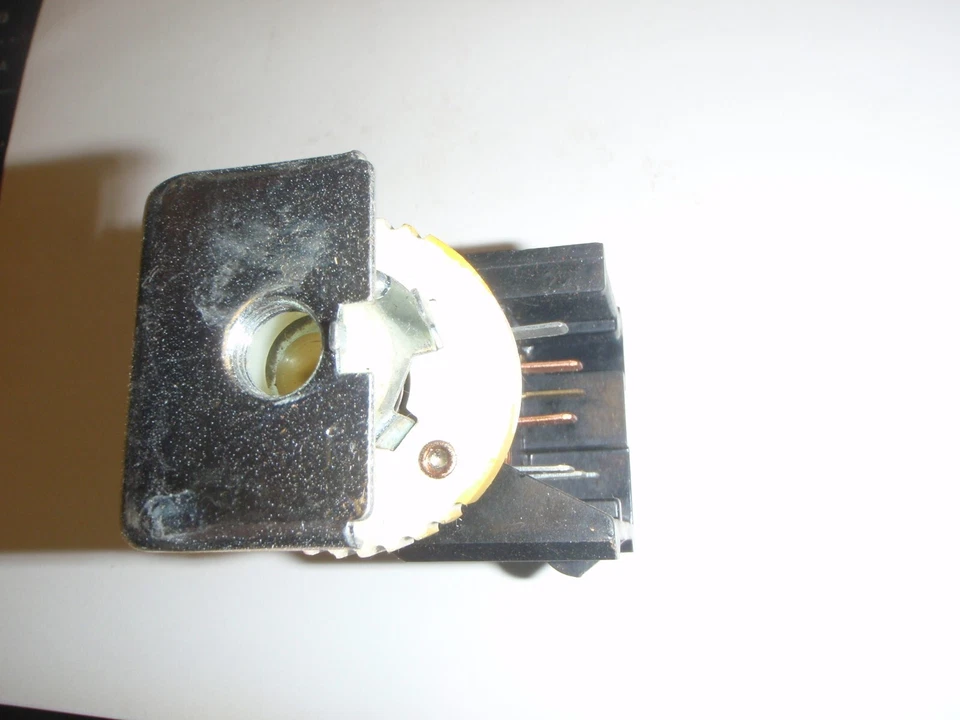 NUEVO HECHO EN EE. UU. Interruptor de faros 1977-1979 Mercury Cougar Lincoln Versailles Foto 4 de 4