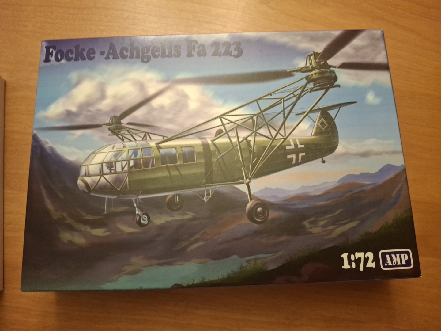 Fa-223 Focke Angelis military helicopter scale model kit 1/72 AMP 72-003 SEALED 