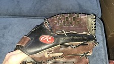 Rawlings Baseball Glove WBG130 Fastback 13 Inch Adjust-A-Strap RHT Black/Brown