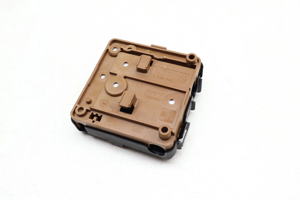 2001-2005 BMW 330XI - Battery Terminal FUSE BOX / Cover 6936960 - Image 3 of 4