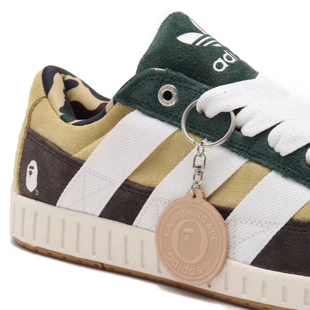 人気 ☆ADIDAS X BAPE☆ LAWSUIT SAND CLOUD WHITE A Bathing Ape BAPE × adidas Originals Lawsuit Sand/Cloud