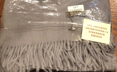 NWT Sky Cashmere Lillanygatan 23 Scarf 100% Virgin Wool Light Grey 28  X 80 