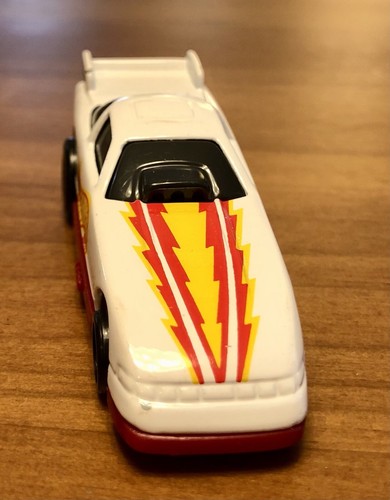 Hot Wheels White and Red w/ Yellow & Red Flames Race Car 1993 Mattel Inc MC 16 - Picture 3 of 15