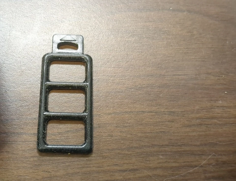 Pyleaudio Mirror Monitor|Dual Camera System|Missing One Mount Bracket|See Photos - Image 3 of 4