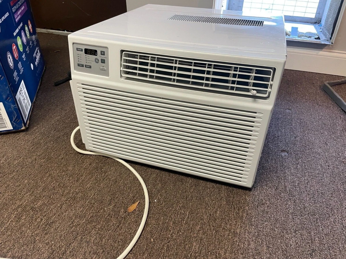GE Window Air Conditioner with Heater 11800 BTU
