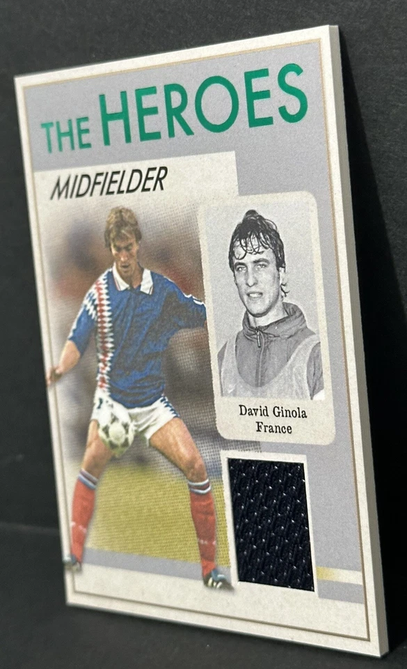 2023-24 Futera Única Nostalgia Francia Los Héroes David Ginola Reliquia #11/20 Foto 3 de 4