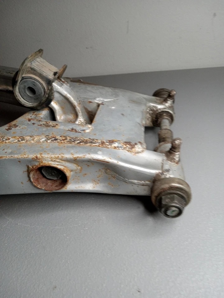 ✅ 2002 Yamaha TTR225 TTR 225 motor traseiro braço oscilante braço oscilante - Imagem 4 de 4