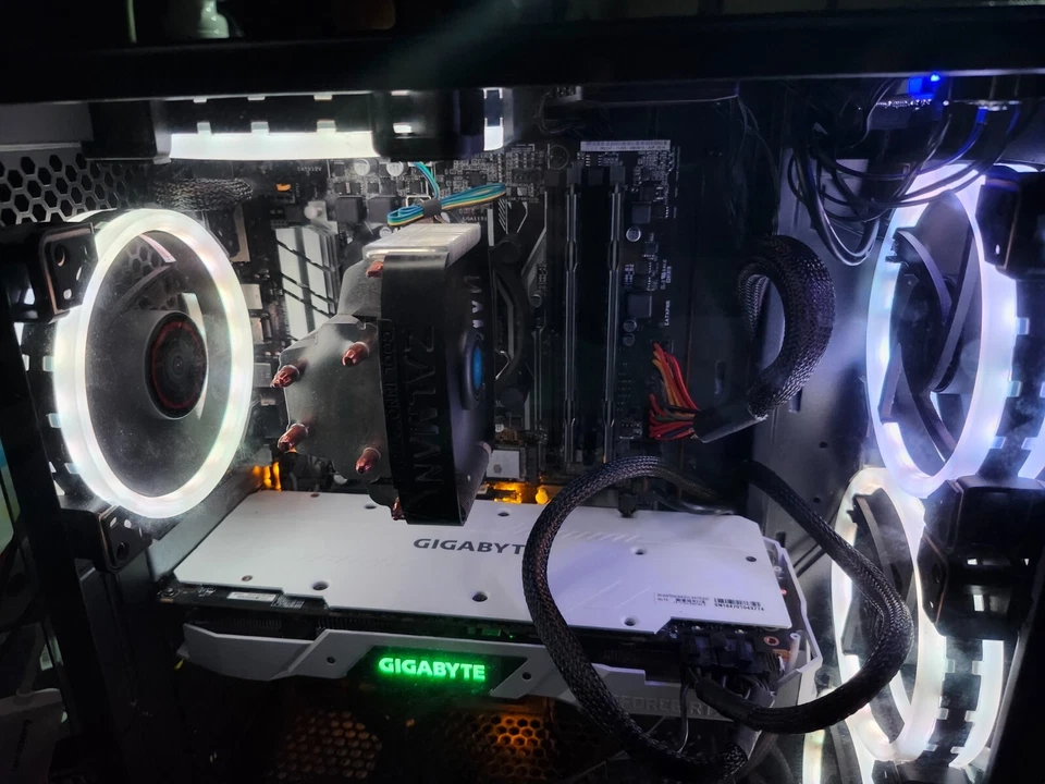 Custom Gaming PC - Intel i7-7700, RTX 2070, 2TB M.2 SSD, 16GB RAM, Wi-Fi, Glass - Image 4 of 4