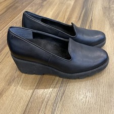 Willa Wedge 6.5 Black Leather Vionic