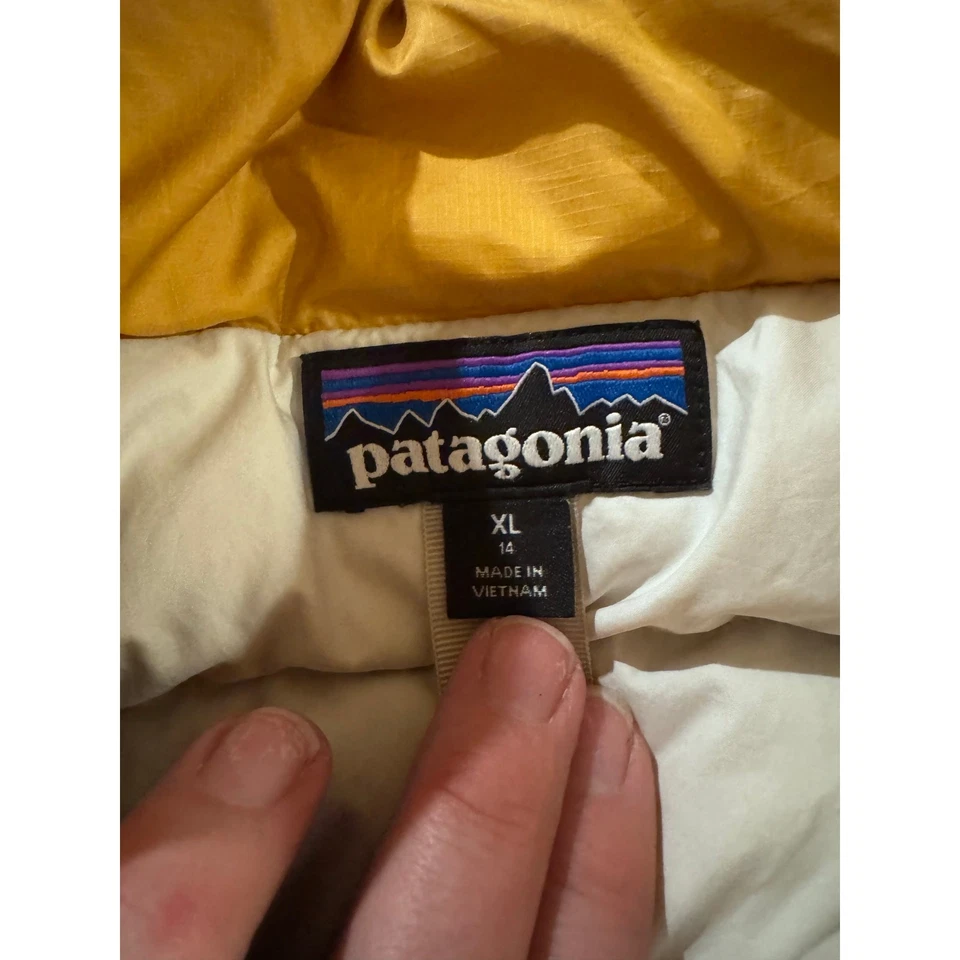 Patagonia down sweater vest unisex xl 14 mustard yellow - Image 4 of 4