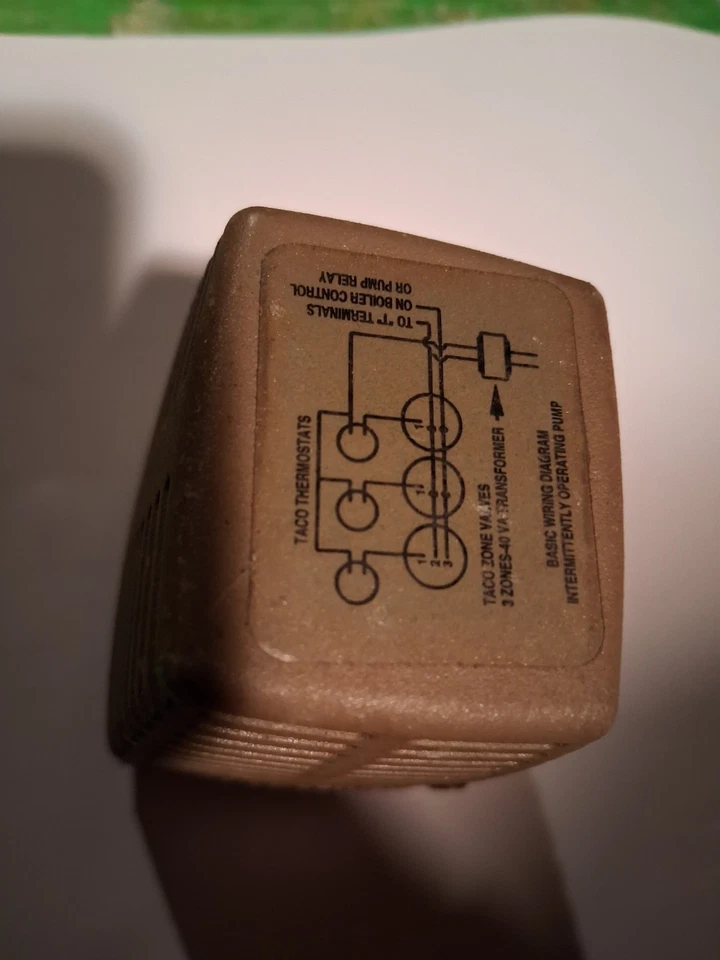 Cabezal eléctrico de reemplazo de caldera fácil hecho Taco Comfort Solutions, válvula de zona Foto 3 de 4