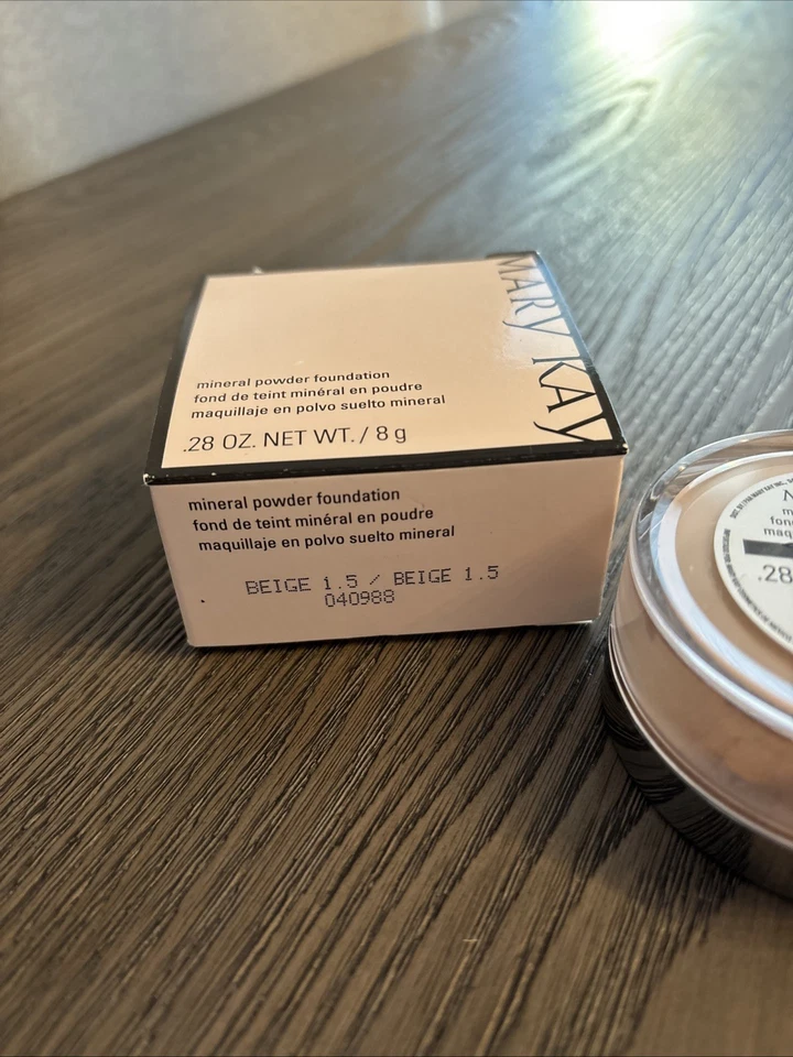 Mary Kay Mineral Powder Foundation Beige 1.5 Discontinued Loose Powder. 040988 - Image 2 of 4