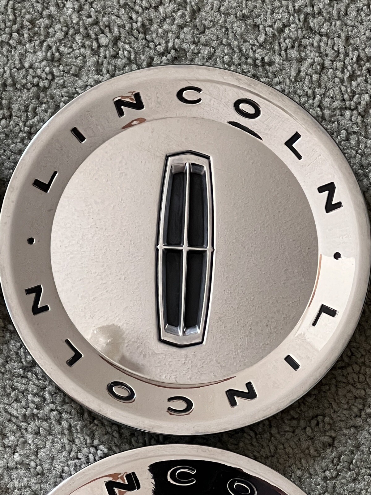 🔥 4 OEM FACTORY LINCOLN TOWN CAR CENTER CAPS CHROME WHEEL 4W13 3W131A096CA eBay