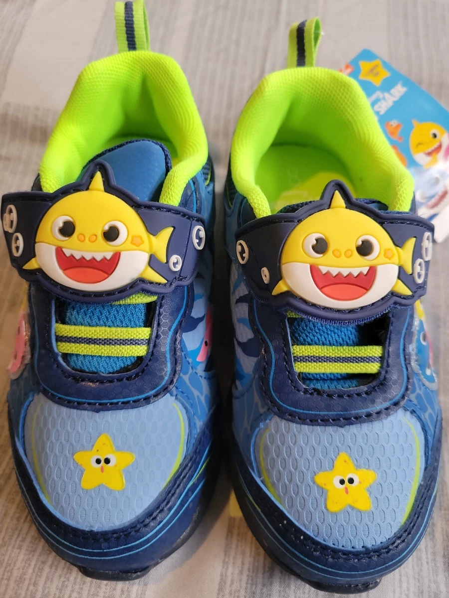 Boys size 10 sneakers sale