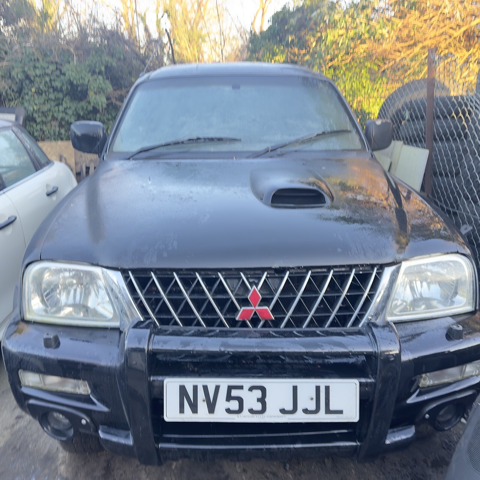 4x Mitsubishi L200 Alloy wheels Tyres Offroad Farm Terrain mud "98