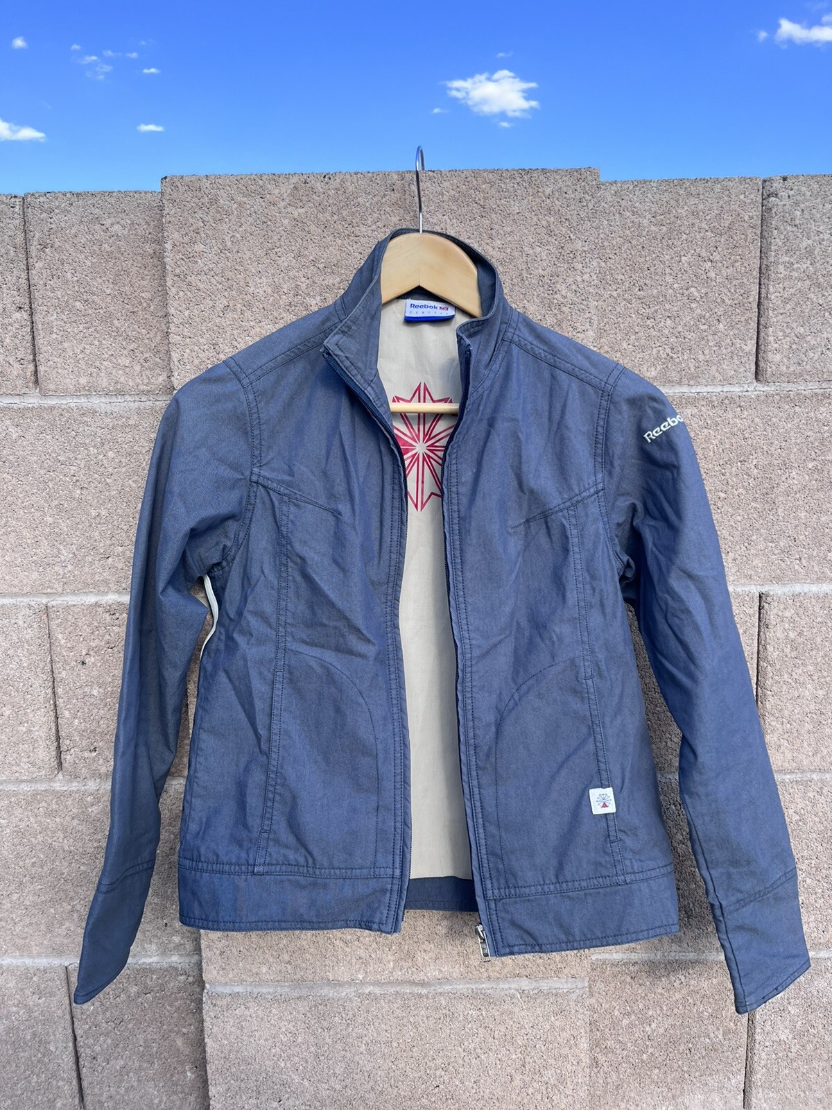 Reebok Classic light weight jacket - image 1