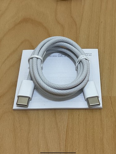 Cavo di ricarica USB-C intrecciato originale Apple 60 W (1 m) per iPhone serie 15/iPad - Foto 4 di 6