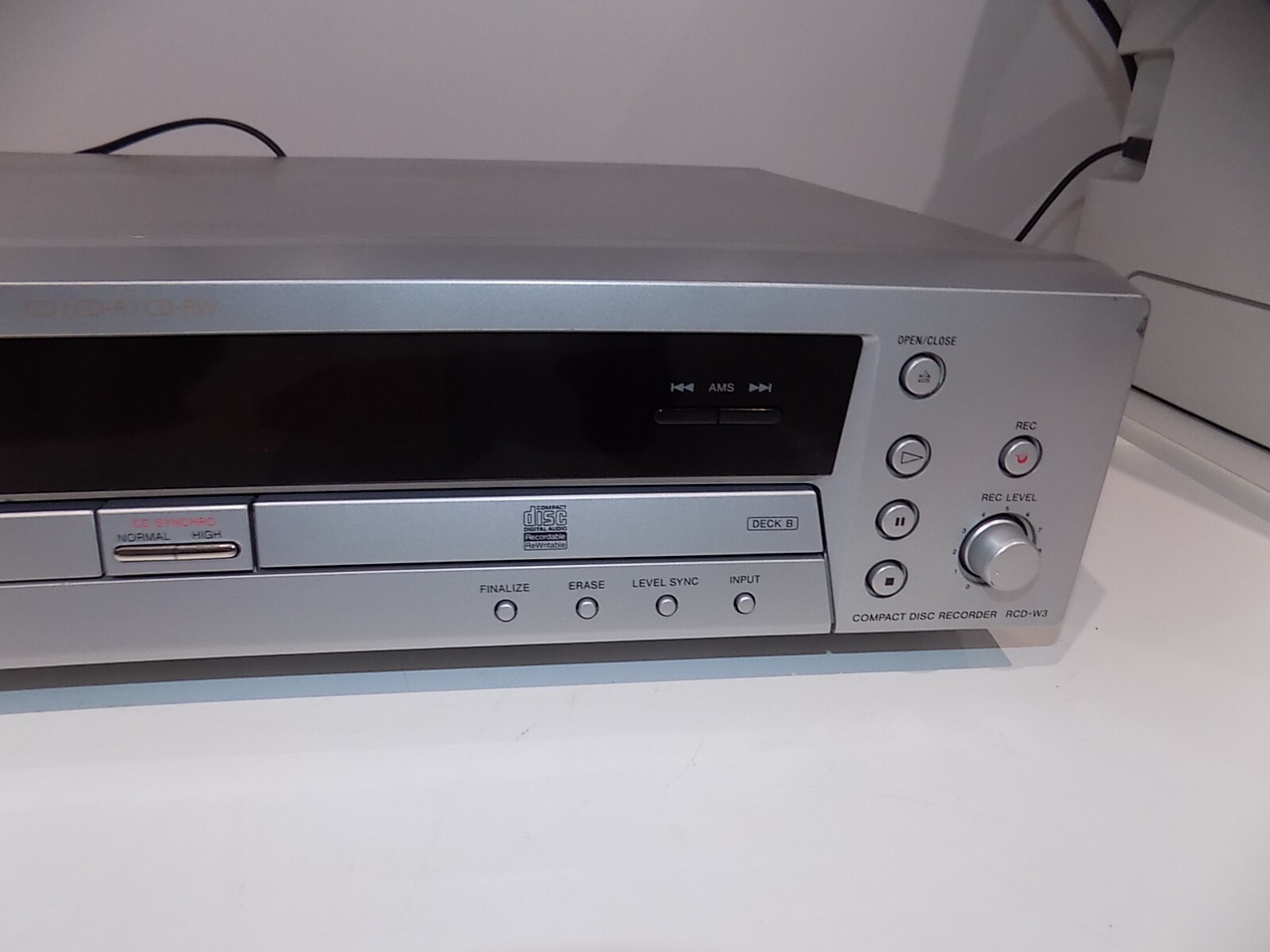 Sony RCDW3 Compact Disc CD Recorder Silver FAULTY Sold as Spares/Parts