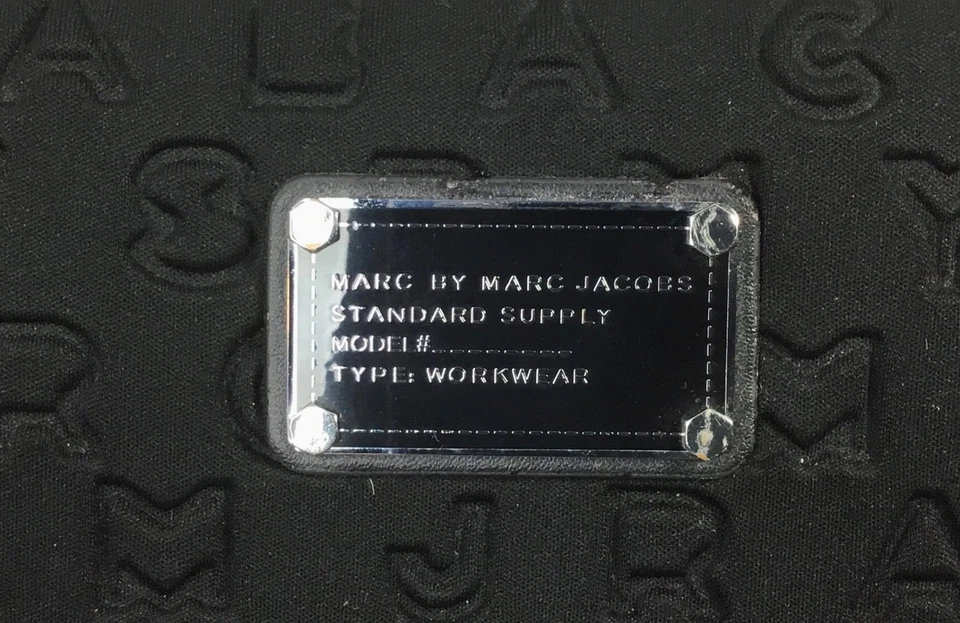 NEW! MARC JACOBS IPAD CASE SLEEVE - Image 3 of 3