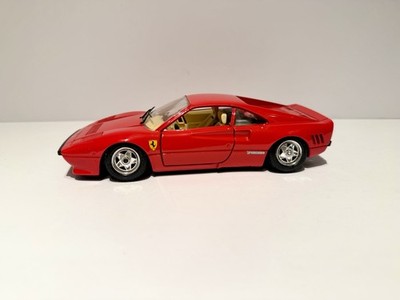 Burago 1984 FERRARI GTO Red 1/24 Scale Diecast Model Car