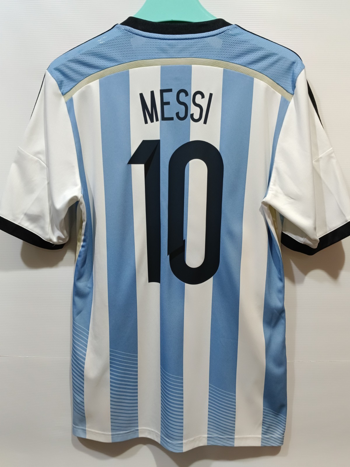 ⚽Original ARGENTINA 🇦🇷 2013-2015 Home Soccer Jersey ⚽Size M ⚽MESSI