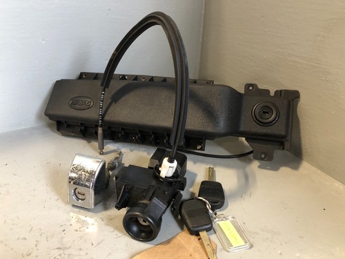 Range Rover L322 Ignition Barrel with Key Lock Set TD6 2002 to 2006 R17075 - Picture 6 of 12
