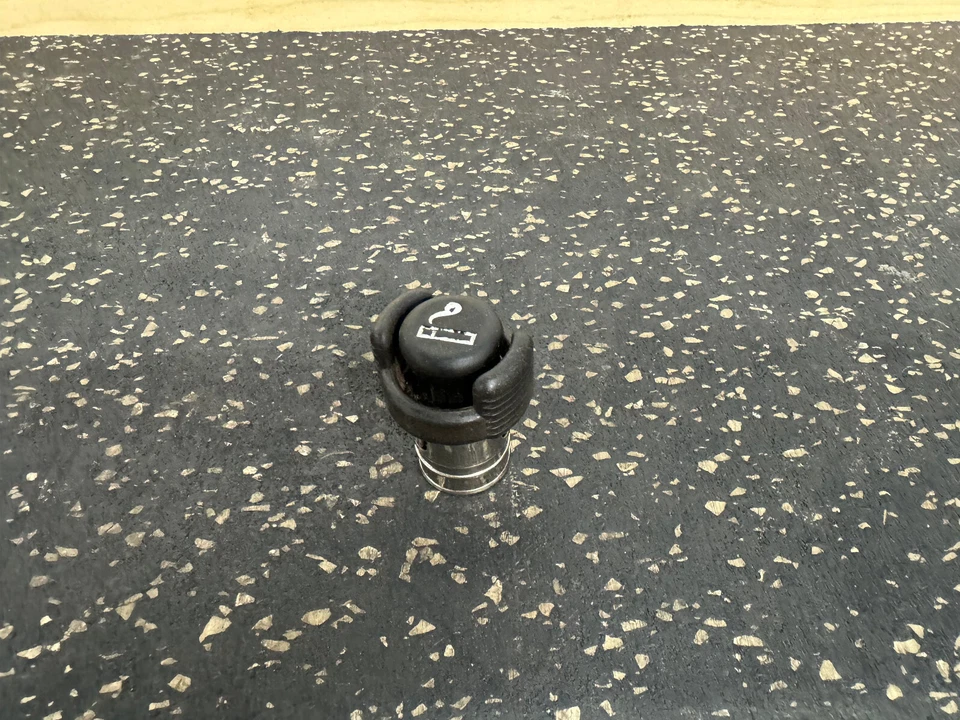 Оригинальная центральная консоль прикуривателя 91-99 94 95 Mitsubishi 3000GT Dodge Stealth - Изображение 3 из 4