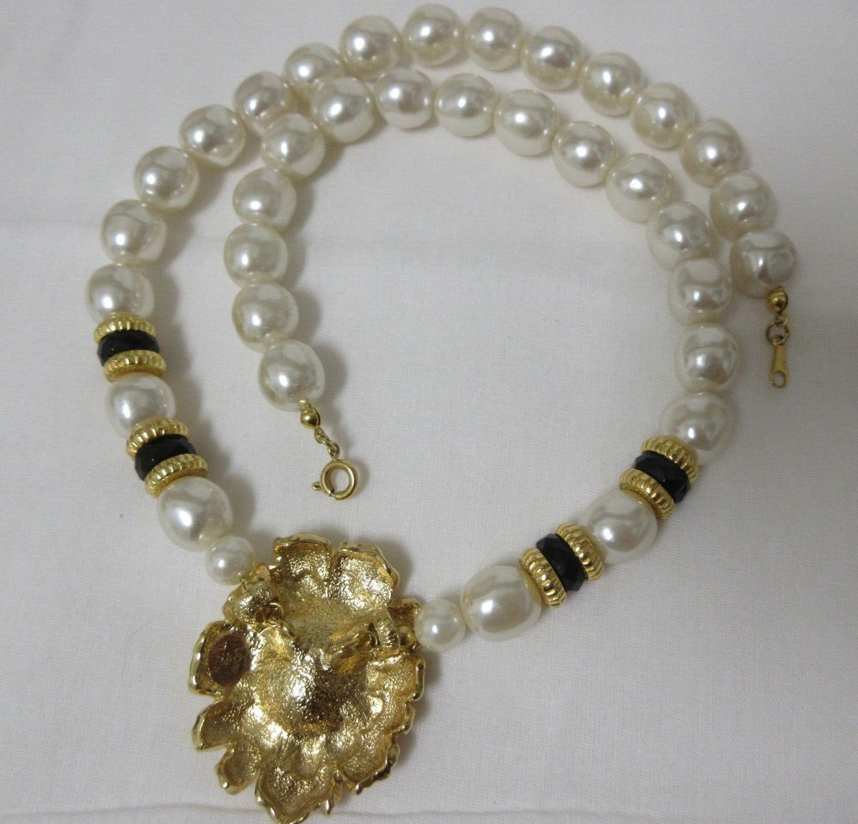 Vintage KJL Avon New York Collection Faux Pearl O… - image 9