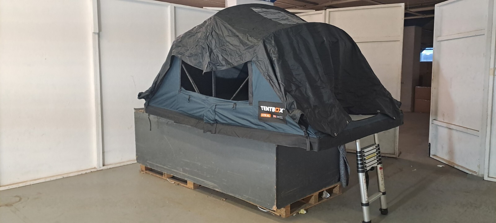 TentBox Lite XL PreLoved Official TentBox PreLoved Car Roof Tent