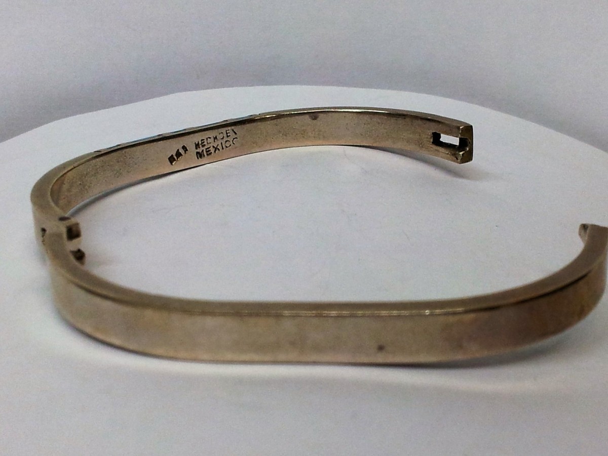 Vintage Sterling Silver Bangle Bracelet with Turquoise