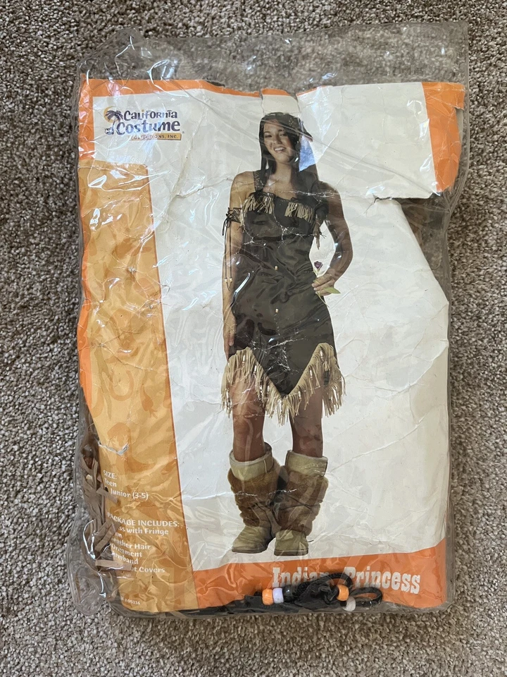 Women’s size small Native American costume dress with boot covers and arm wrap - Image 2 of 4